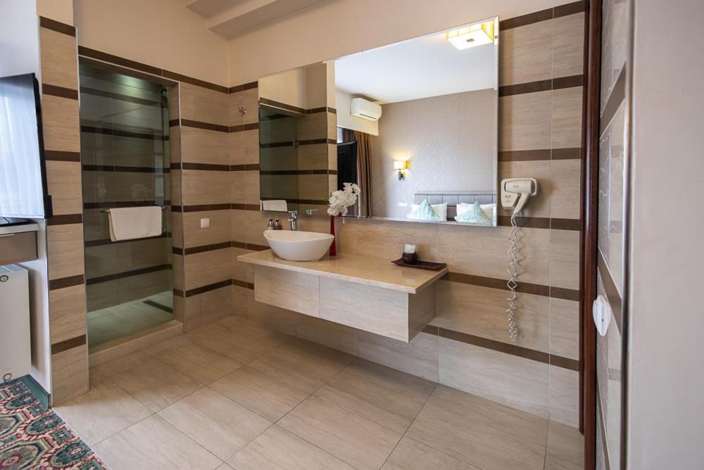 Hotel Romanita Nagybánya Kültér fotó